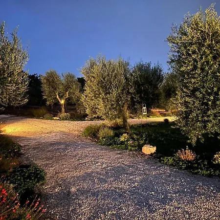 Trullo&lamia Meraki *