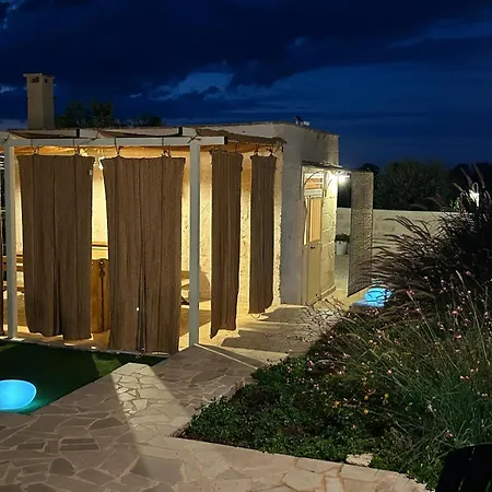 Trullo & Lamia Meraki *