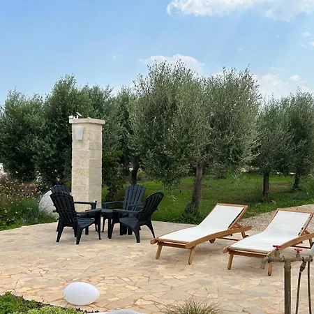 Trullo & Lamia Meraki *