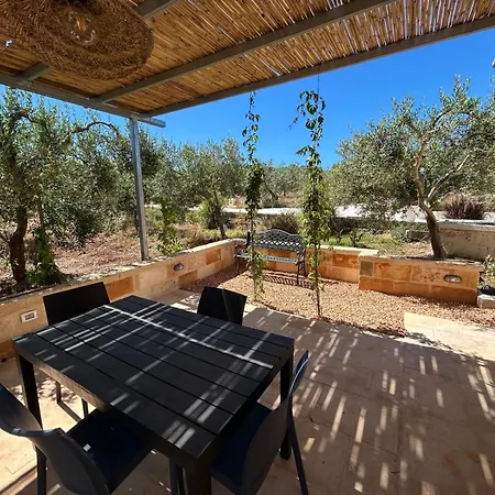 Trullo & Lamia Meraki בית נופש